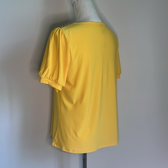 DIANA BELLE YELLOW PETITE TOP ✨✨✨ - Picture 3 of 8